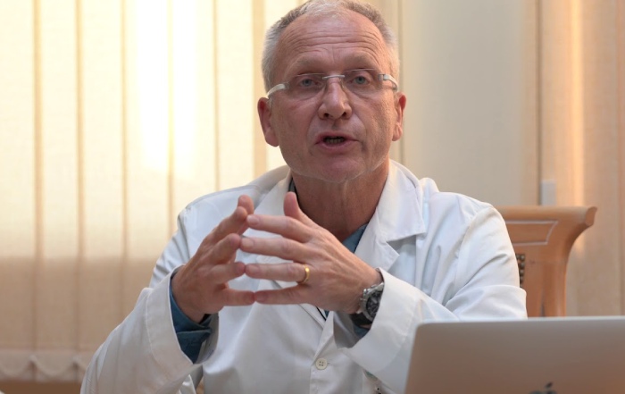 Prof. Arnaud Wattiez